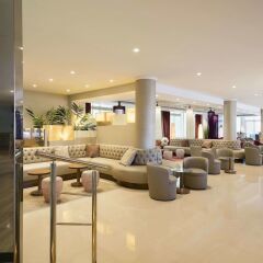 Отель Beverly Park & Spa Испания, Бланес - 10 отзывов об отеле, цены и фото номеров - забронировать отель Beverly Park & Spa онлайн интерьер отеля фото 3