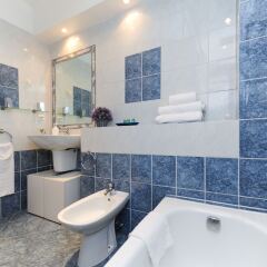 Отель Suite Halevy Five Stars Holiday House Ницца ванная фото 2