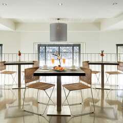Sercotel Amister Art Hotel гостиничный бар