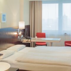 Отель Park Inn by Radisson Berlin Alexanderplatz фото 2