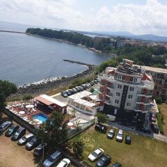 Family Hotel Sunday пляж