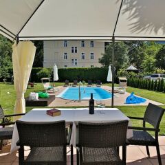 Отель Garni Villa Tyrol (Adults Only) Меран бассейн фото 3