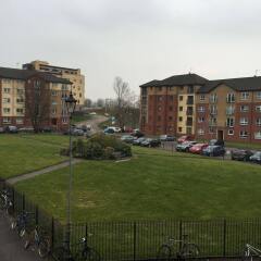 Апартаменты Elegant Apartments in Glasgow's West End парковка