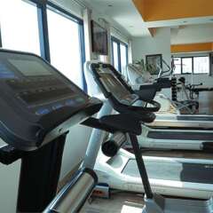 Al Jawhara Gardens Hotel фитнесс-зал фото 2
