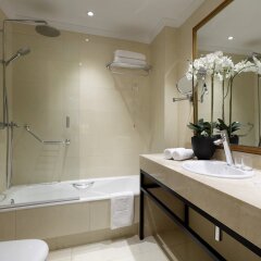 Отель Eurostars Casa de la Lírica Испания, Мадрид - 4 отзыва об отеле, цены и фото номеров - забронировать отель Eurostars Casa de la Lírica онлайн ванная фото 2