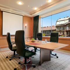Отель Hilton Budapest City интерьер отеля фото 2