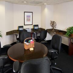 Отель Fairfield Inn & Suites by Marriott Columbus Airport США, Колумбус - отзывы, цены и фото номеров - забронировать отель Fairfield Inn & Suites by Marriott Columbus Airport онлайн интерьер отеля фото 3