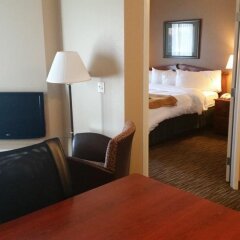 Отель GrandStay Residential Suites - Eau Claire удобства в номере фото 2