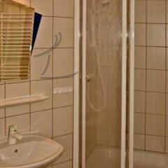 Отель Messe Incoming Nürnberg Германия, Нюрнберг - отзывы, цены и фото номеров - забронировать отель Messe Incoming Nürnberg онлайн ванная