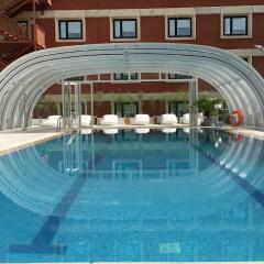 Отель Madrid Marriott Auditorium & Conference Center Мадрид бассейн