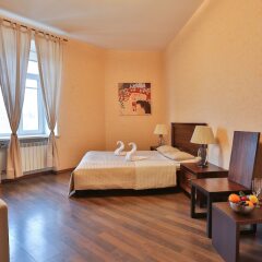 Castle Hotel Sennaya Санкт-Петербург сейф в номере