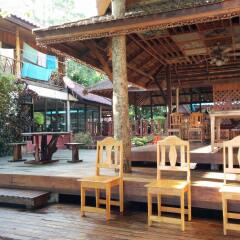 Отель Koh Tao Beachside Resort Таиланд, Остров Тау - отзывы, цены и фото номеров - забронировать отель Koh Tao Beachside Resort онлайн гостиничный бар