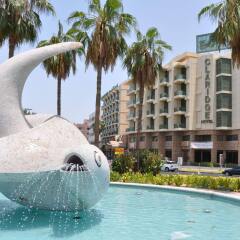 Отель Claridge Hotel ОАЭ, Дубай - отзывы, цены и фото номеров - забронировать отель Claridge Hotel онлайн бассейн