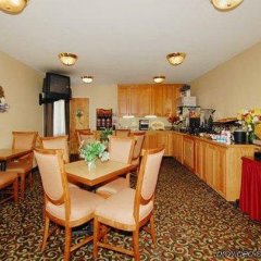 Comfort Inn Trolley Square in Shrewsbury, United States of America from 133$, photos, reviews - zenhotels.com meals