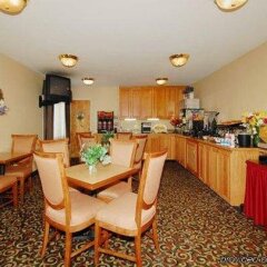 Comfort Inn Trolley Square in Rutland, United States of America from 156$, photos, reviews - zenhotels.com meals