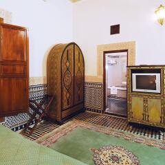 Отель Riad Myra Hotel Марокко, Фес - отзывы, цены и фото номеров - забронировать отель Riad Myra Hotel онлайн интерьер отеля