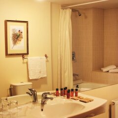 Отель St. Peter's Boutique Hotel Латвия, Рига - 10 отзывов об отеле, цены и фото номеров - забронировать отель St. Peter's Boutique Hotel онлайн ванная