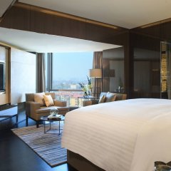 Отель Renaissance Beijing Wangfujing Hotel Китай, Пекин - отзывы, цены и фото номеров - забронировать отель Renaissance Beijing Wangfujing Hotel онлайн комната для гостей фото 4