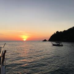 Отель Baan Kawchuea Guest House Ланта пляж