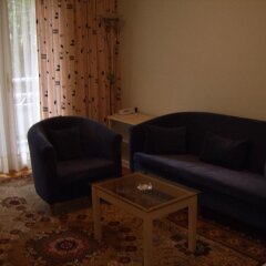 ADIS Holiday Inn Hotel комната для гостей фото 5