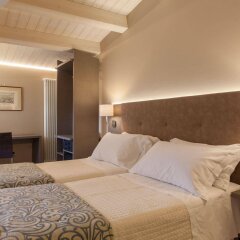 Hotel La Grotta in San Marino, San Marino from 141$, photos, reviews - zenhotels.com guestroom photo 4