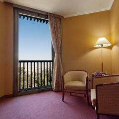 King Solomon Hotel Jerusalem Израиль, Иерусалим - 1 отзыв об отеле, цены и фото номеров - забронировать отель King Solomon Hotel Jerusalem онлайн балкон