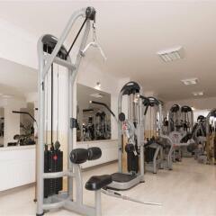 Kamer Suites & Hotel Чешме фитнесс-зал