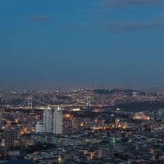 Hilton Istanbul Bomonti Hotel & Conference Center пляж