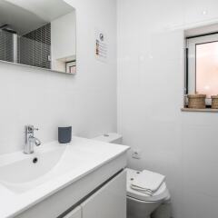 Отель LxWay Apartments Alfama - Rua do Paraíso Португалия, Лиссабон - отзывы, цены и фото номеров - забронировать отель LxWay Apartments Alfama - Rua do Paraíso онлайн ванная