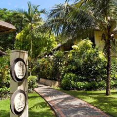 Отель Mercure Resort Sanur парковка