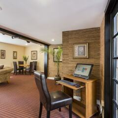 Отель Wilshire Crest Hotel Los Angeles США, Лос-Анджелес - отзывы, цены и фото номеров - забронировать отель Wilshire Crest Hotel Los Angeles онлайн комната для гостей фото 5