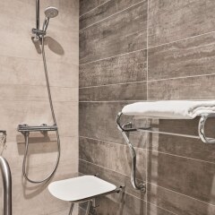 Отель Ramada Istanbul Alibeykoy ванная