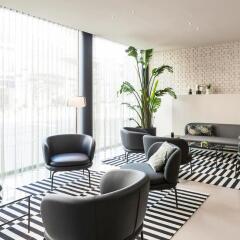 Отель Ibis Brussels Centre Chatelain Брюссель интерьер отеля