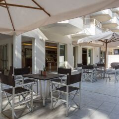 Отель Wally Residence Римини бассейн фото 3