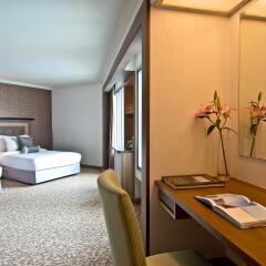 Baiyoke Sky Hotel 4* Улучшенный номер с различными типами кроватей