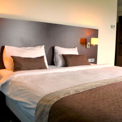 Hampshire Hotel - Plaza Groningen сейф в номере