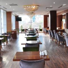 Отель Asia Artemis Suite питание фото 2
