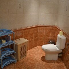 Гостиница Green Mango Hostel в Москве отзывы, цены и фото номеров - забронировать гостиницу Green Mango Hostel онлайн Москва ванная фото 2