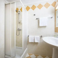 Отель Katarina Хорватия, Ровинь - 1 отзыв об отеле, цены и фото номеров - забронировать отель Katarina онлайн ванная