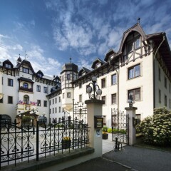 Отель Chateau Monty Spa Resort Чехия, Марианске-Лазне - отзывы, цены и фото номеров - забронировать отель Chateau Monty Spa Resort онлайн вид на фасад