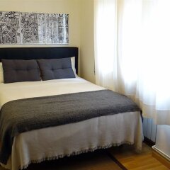Отель Hostal Muntaner Барселона комната для гостей фото 2