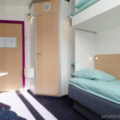 Отель CABINN Aalborg Hotel Дания, Алборг - отзывы, цены и фото номеров - забронировать отель CABINN Aalborg Hotel онлайн комната для гостей