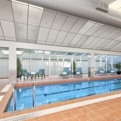 Отель Clarion Suites Gateway бассейн фото 3