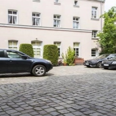Hotel Britz парковка