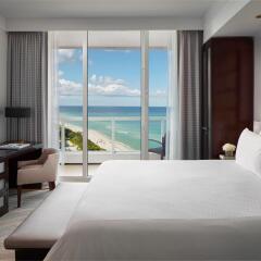 Отель Fontainebleau Miami Beach комната для гостей фото 4