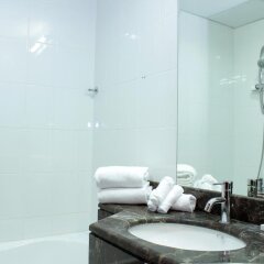 Отель Dubai Stay - Burj Al Nujoom Downtown Holiday Apartment ОАЭ, Дубай - отзывы, цены и фото номеров - забронировать отель Dubai Stay - Burj Al Nujoom Downtown Holiday Apartment онлайн ванная
