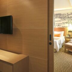 Отель Grand Mercure Bangkok Fortune удобства в номере