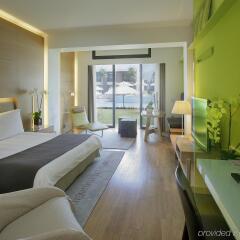 Hotel Nikopolis комната для гостей