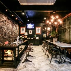 Отель L'atelier Poshtel Phuket - Hostel Таиланд, Пхукет - отзывы, цены и фото номеров - забронировать отель L'atelier Poshtel Phuket - Hostel онлайн гостиничный бар