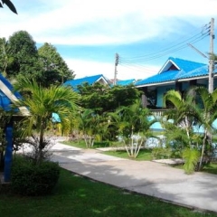 Отель Wangwaree Resort бассейн